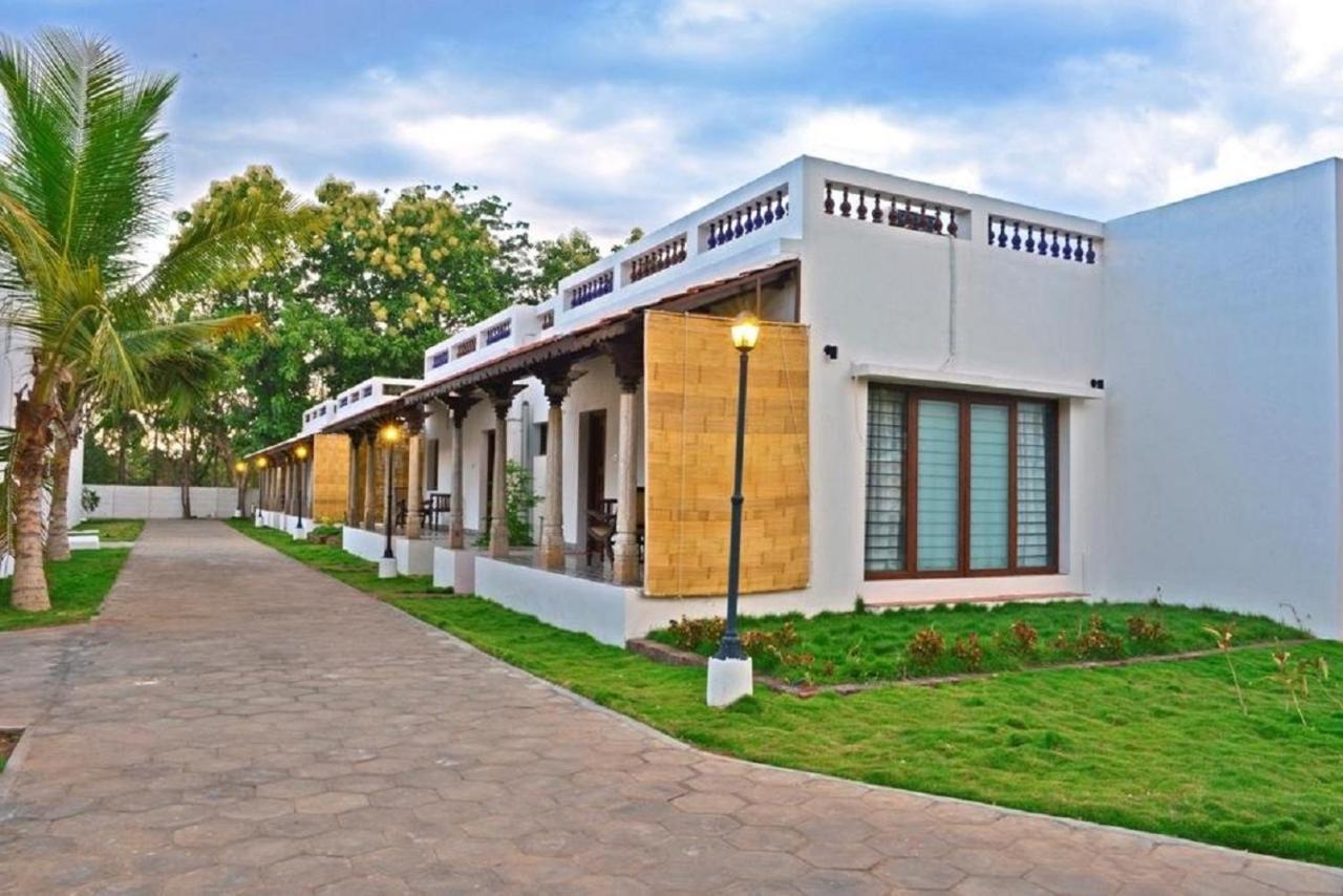 Thappa Garden Hotel Karaikudi Exterior photo